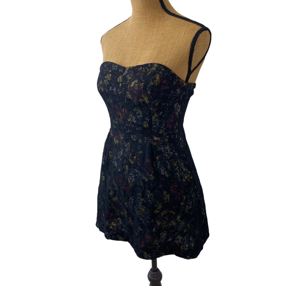 Free People Women's Mini Halter Dress Black Floral Lace Size 2 Lining  Party. - Picture 2 of 14